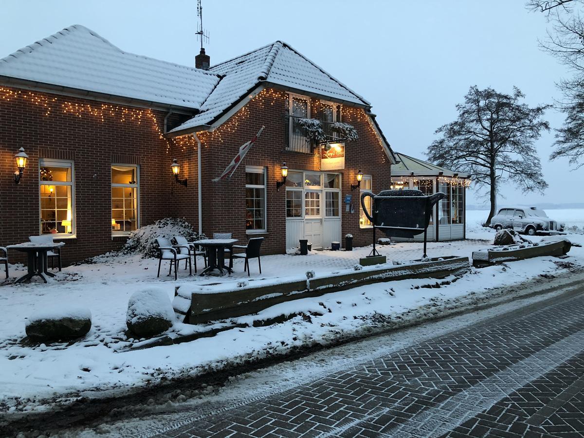 Lucy'S Inn Eesergroen Екстер'єр фото