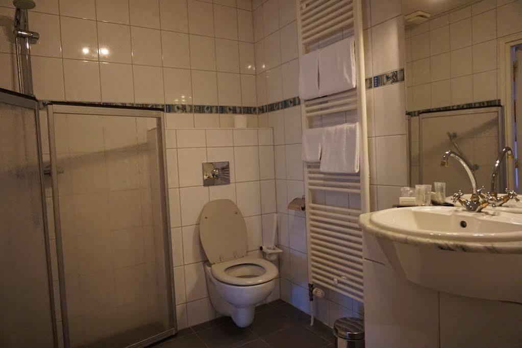 Lucy'S Inn Eesergroen Екстер'єр фото